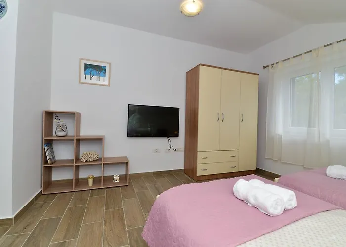 Arta Apartamento *