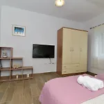 Arta Apartmán *